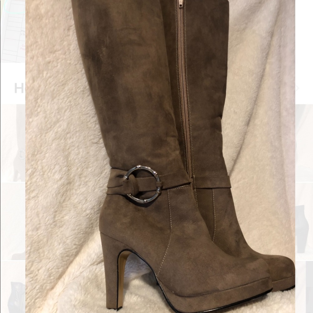 Shoes - Picture 6 of 6